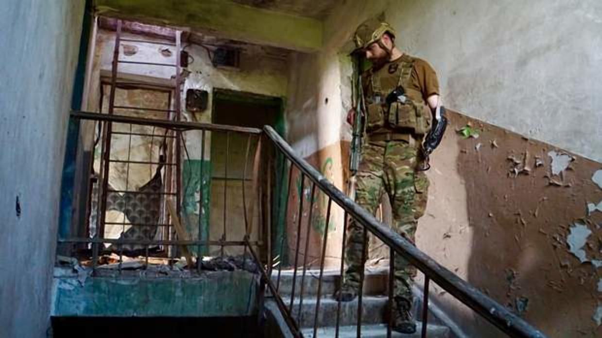 Замість руки – титановий протез: нацгвардійці розповіли про захисника Маріуполя Самойленка Замість руки – титановий протез: нацгвардійці розповіли про захисника Маріуполя Самойленка