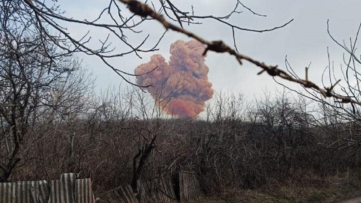 Оккупанты планируют устроить провокации на объектах химической промышленности и обвинить ВСУ Оккупанты планируют устроить провокации на объектах химической промышленности и обвинить ВСУ