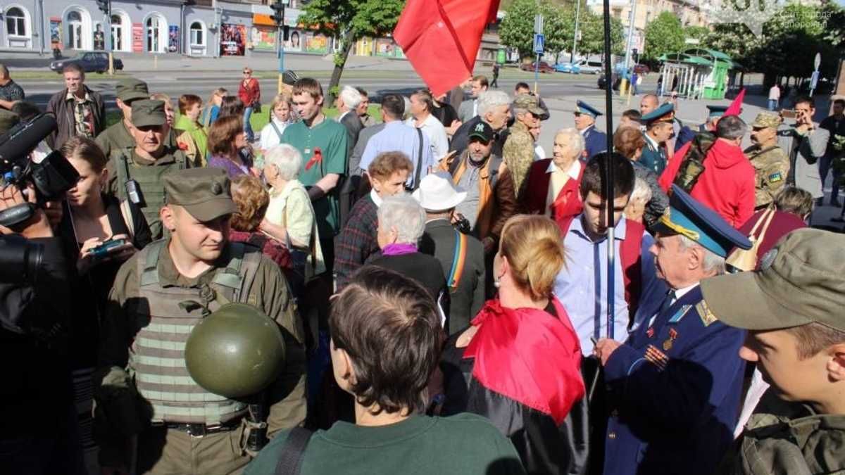 На будинках були снайпери: як Росія "святкувала" 9 травня на окупованому Запоріжжі