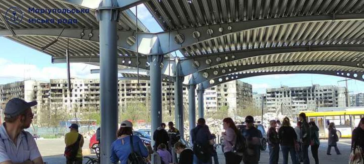 У Маріуполі на евакуацію чекають ще 100 тисяч людей, – мерія У Маріуполі на евакуацію чекають ще 100 тисяч людей, – мерія