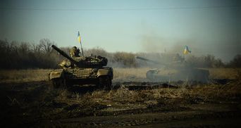 В зоне ООС украинцы отбили 12 атак врага: уничтожили вертолет, 3 беспилотника и много техники
