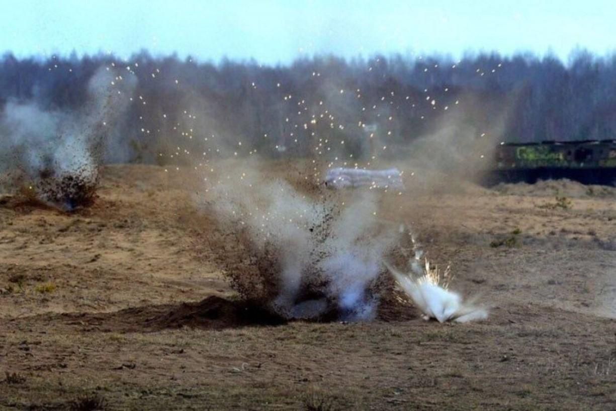 Самолеты нанесли ракетно-бомбовый удар: враг снова обстрелял пограничники Сумщины и Черниговщины