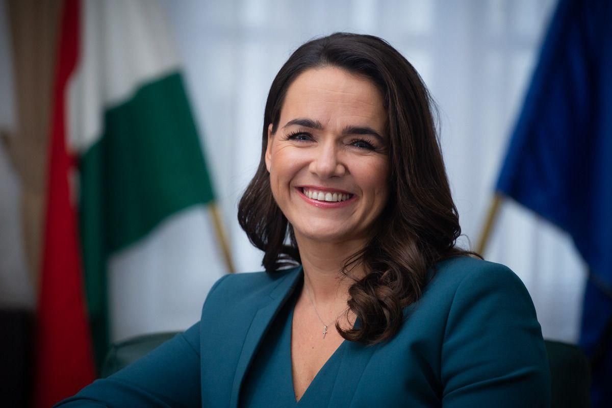 Уперше в історії Угорщини президентом стала жінка – Каталін Новак Уперше в історії Угорщини президентом стала жінка – Каталін Новак