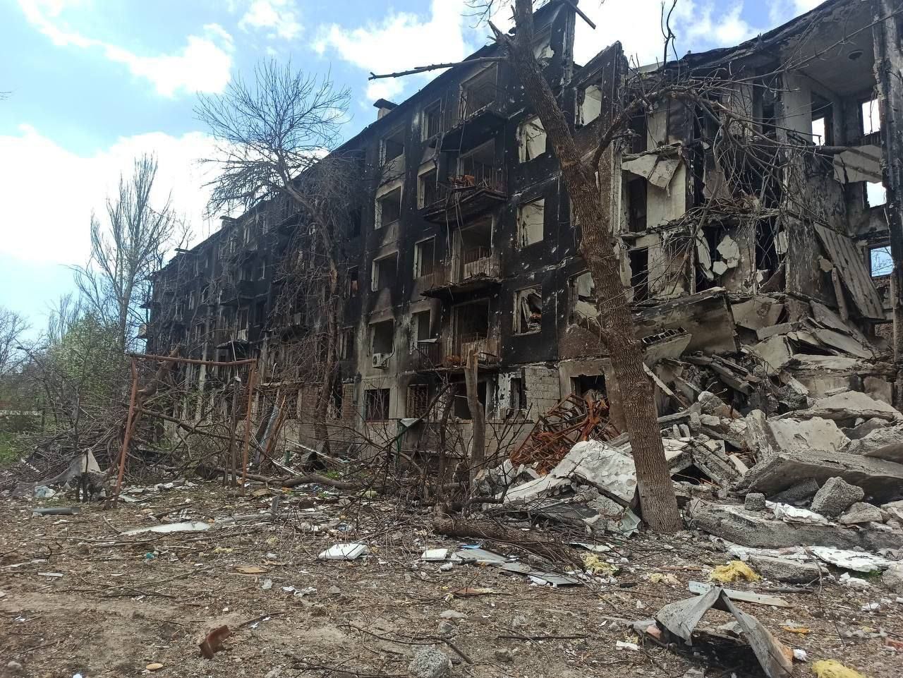 "Вставай, війна почалася": жителька Маріуполя розповіла про жахи у блокадному місті "Вставай, війна почалася": жителька Маріуполя розповіла про жахи у блокадному місті