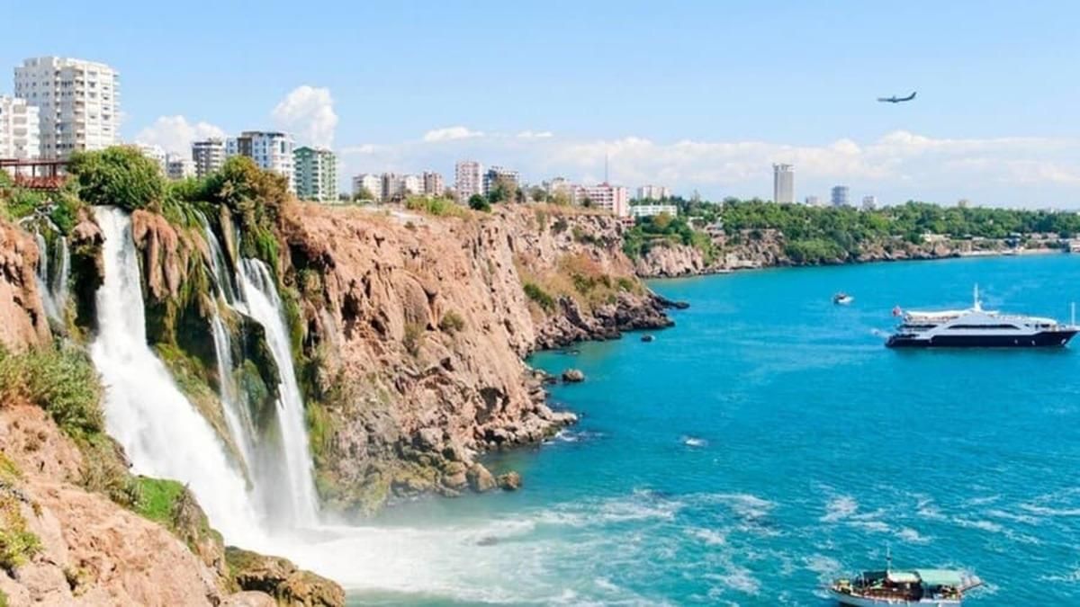 До 100 тисяч українських туристів: у Туреччині озвучили прогноз на літній сезон