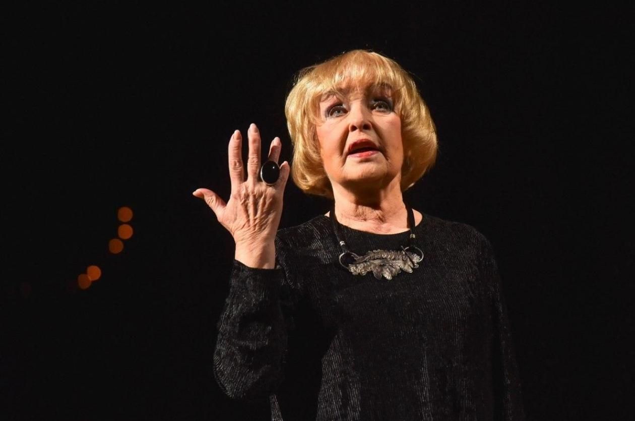 Не треба мови, – будь ласка, в Росію, – Ада Роговцева закликала усіх говорити українською