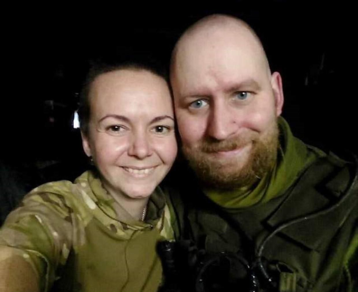 Ми дали один одному обіцянки, – чуттєва розповідь захисниці Маріуполя, яка втратила чоловіка Ми дали один одному обіцянки, – чуттєва розповідь захисниці Маріуполя, яка втратила чоловіка