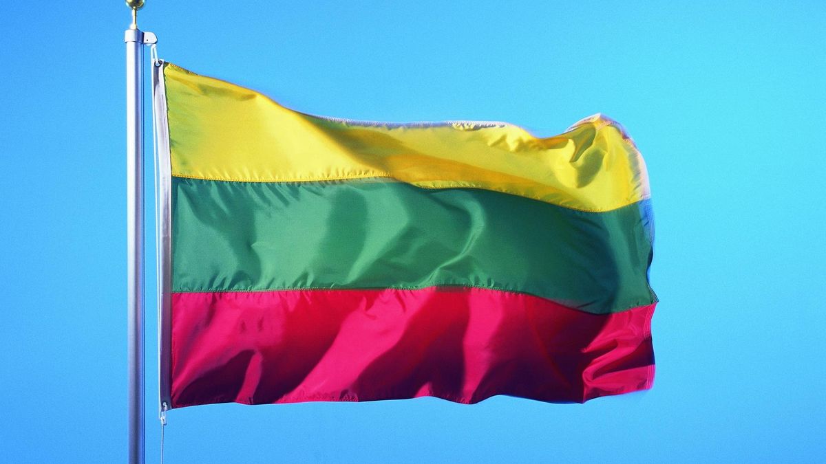 Литва офіційно відкликає свого посла з Росії та закриває одне з консульств