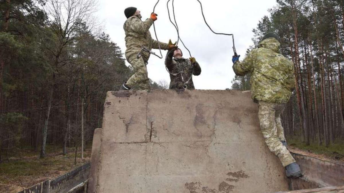 На кордоні з невизнаним Придністров'ям посилюють фортифікаційні та оборонні споруди
