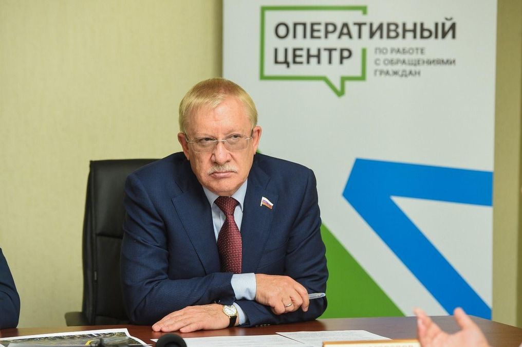 Олег Морозов