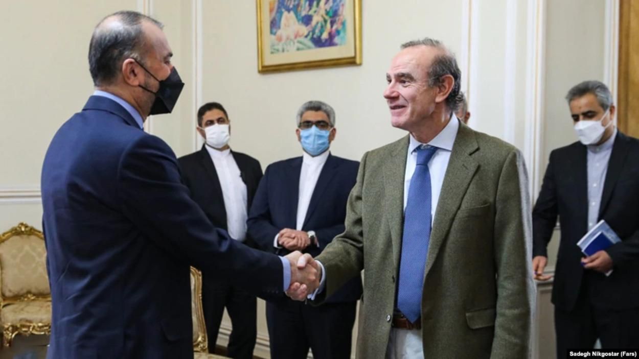 ЄС відновив переговори з Іраном, які повинні закінчитися зняттям низки санкцій, – ЗМІ ЄС відновив переговори з Іраном, які повинні закінчитися зняттям низки санкцій, – ЗМІ