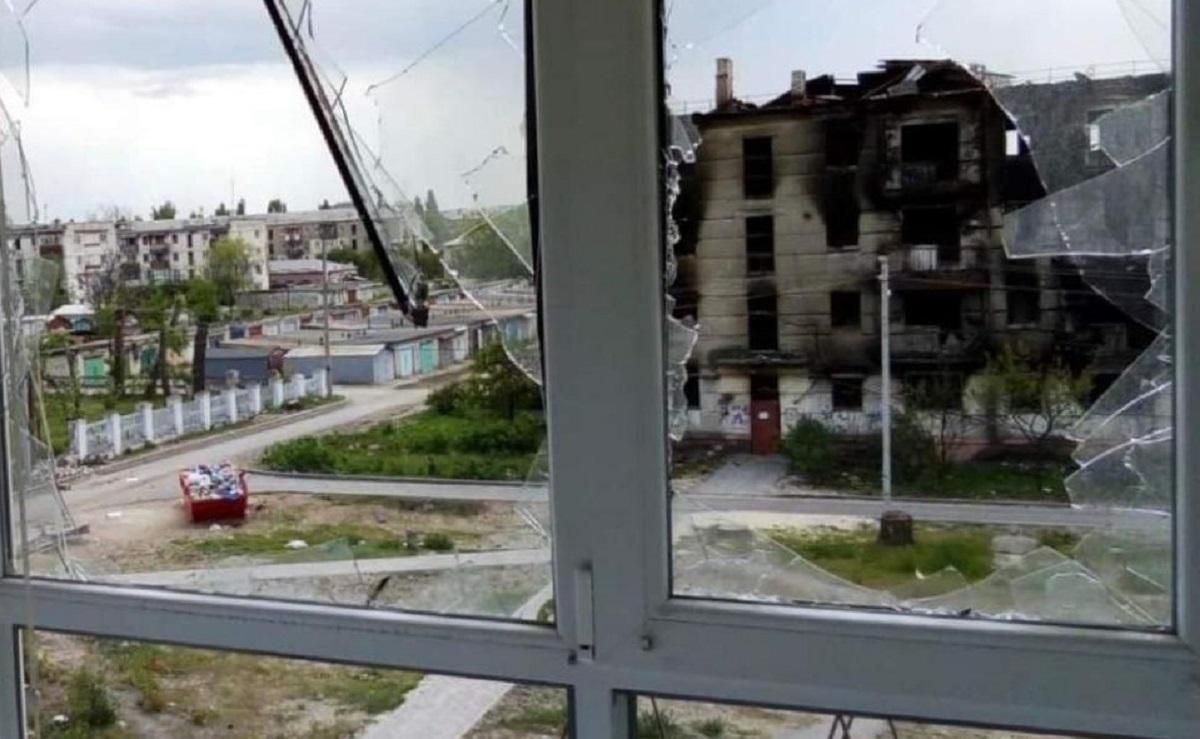 Разрушают дома и инфраструктуру: оккупанты превращают Луганскую область в пустыню Разрушают дома и инфраструктуру: оккупанты превращают Луганскую область в пустыню