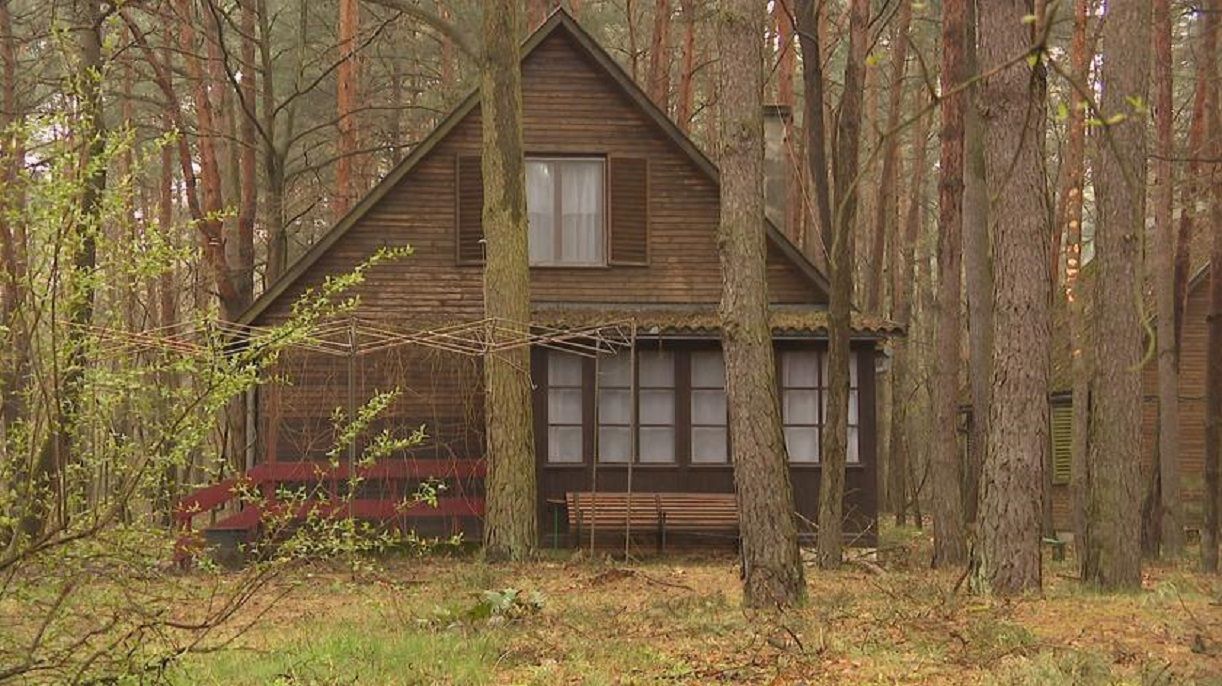 Польща планує забрати у посольства Росії базу відпочинку Польща планує забрати у посольства Росії базу відпочинку