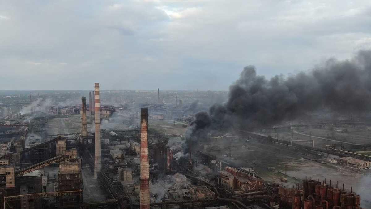 Прикордонники з "Азовсталі" показали свій побут та умови, в яких тримають оборону Прикордонники з "Азовсталі" показали свій побут та умови, в яких тримають оборону