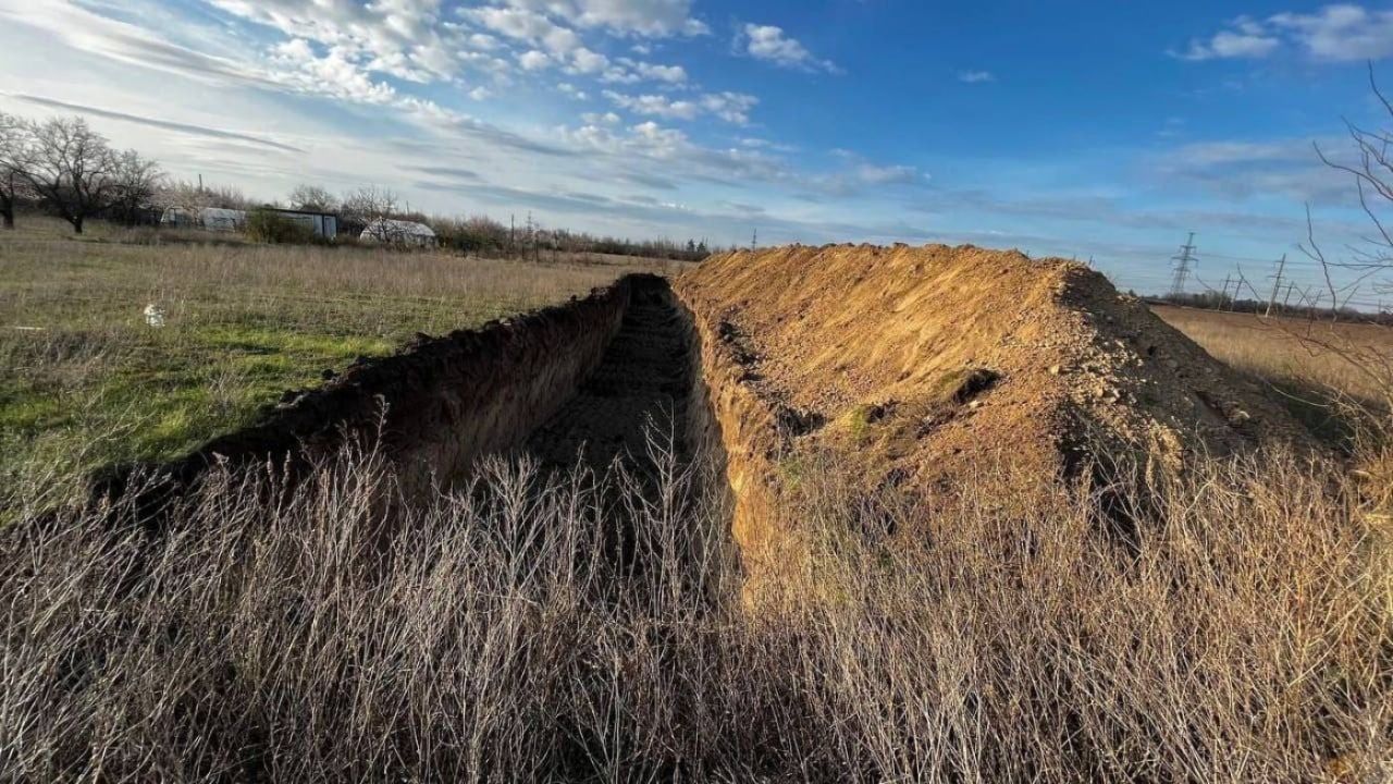 Слідами Гітлера: окупанти хочуть створити лінію оборони на тих місцях, де оборонялися фашисти Слідами Гітлера: окупанти хочуть створити лінію оборони на тих місцях, де оборонялися фашисти