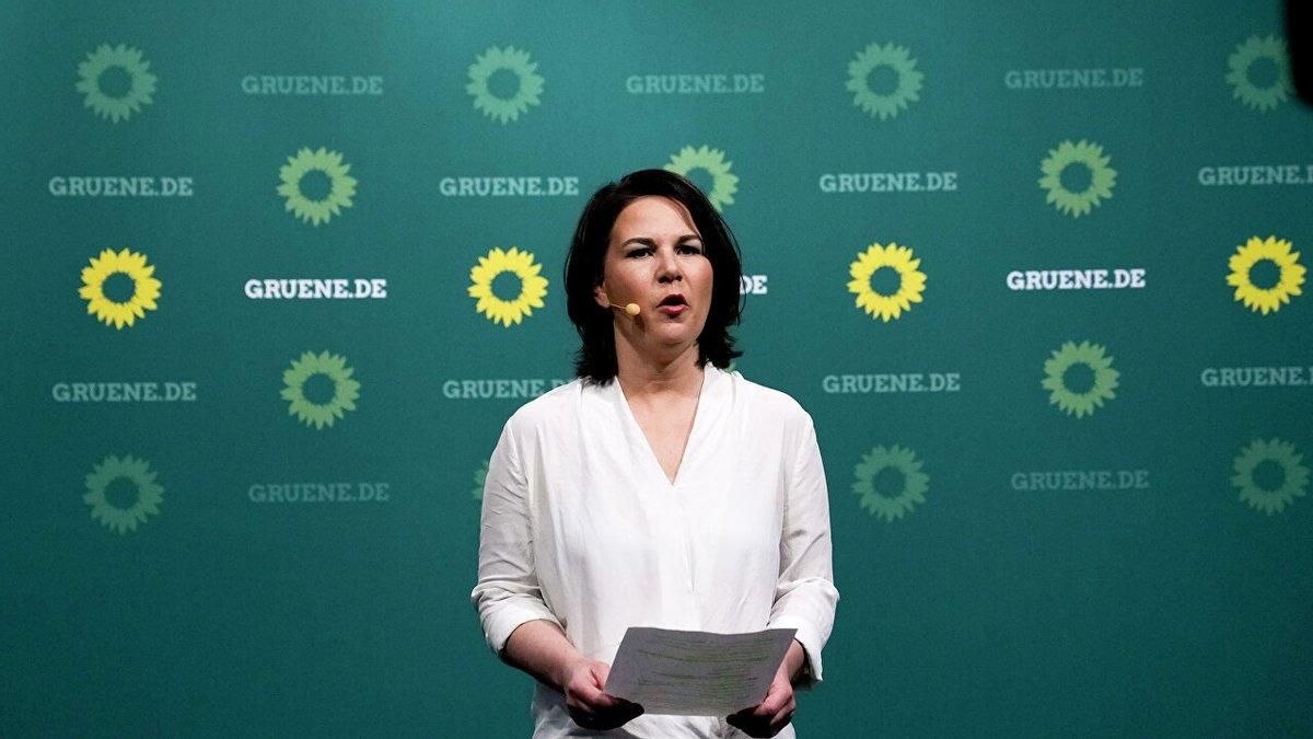 Бербок привітала й висловилась за вступ Фінляндії та Швеції до НАТО Бербок привітала й висловилась за вступ Фінляндії та Швеції до НАТО