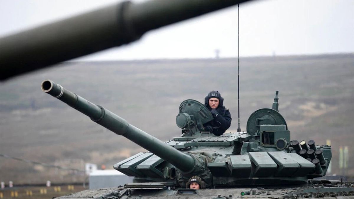 Росіяни проводять штурмові дії на Донбасі: мають частковий успіх у районі Авдіївки