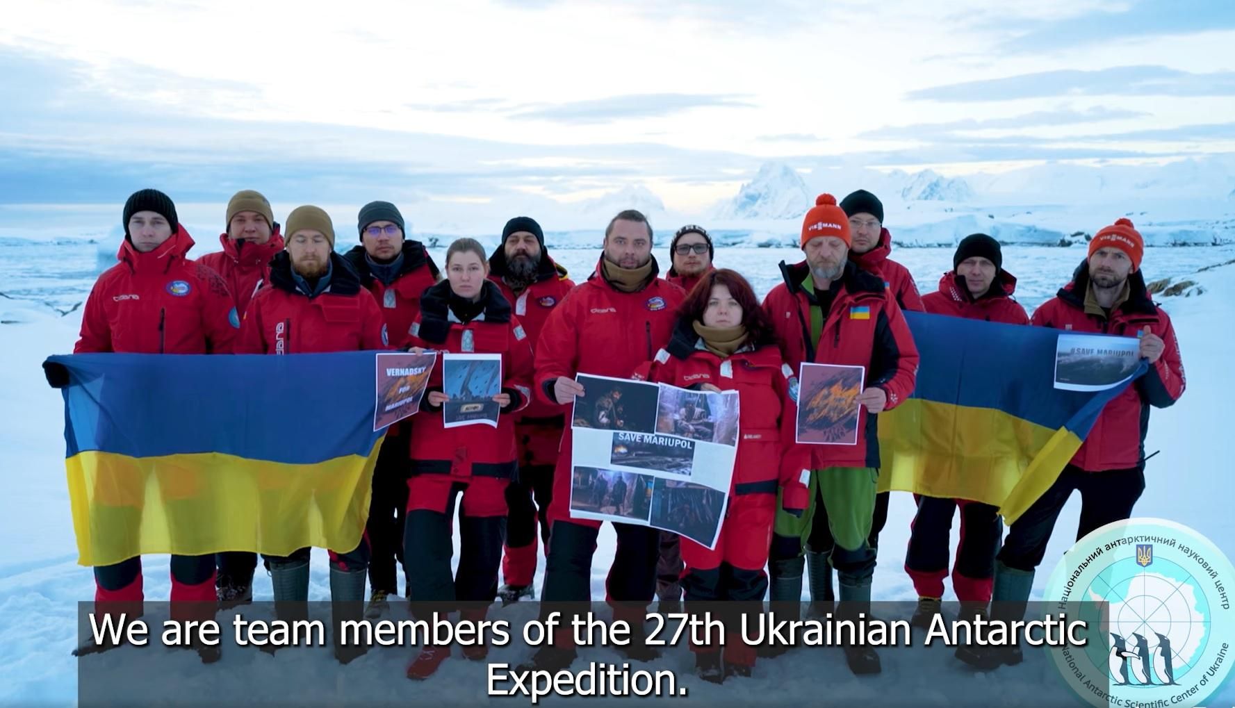 Антарктида з вами, – українські полярники записали відео для оборонців "Азовсталі"