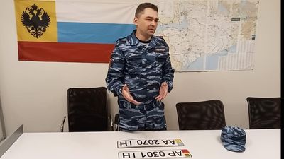 В Мелитополе оккупанты представили номерные знаки с кодом TVR: намекают на имперскую Россию