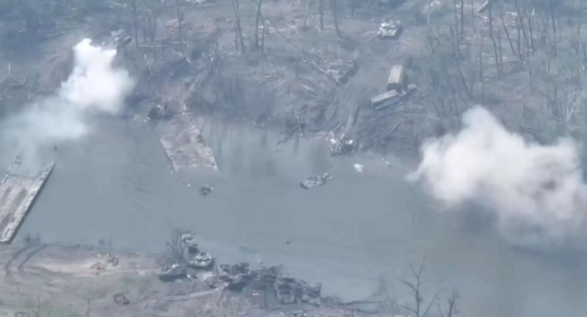 Наша авіація вдарила по переправі ворога через Інгулець Наша авіація вдарила по переправі ворога через Інгулець