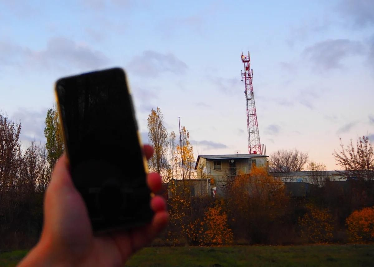 Білоруси на прикордонні моніторять мережі стільникового зв'язку