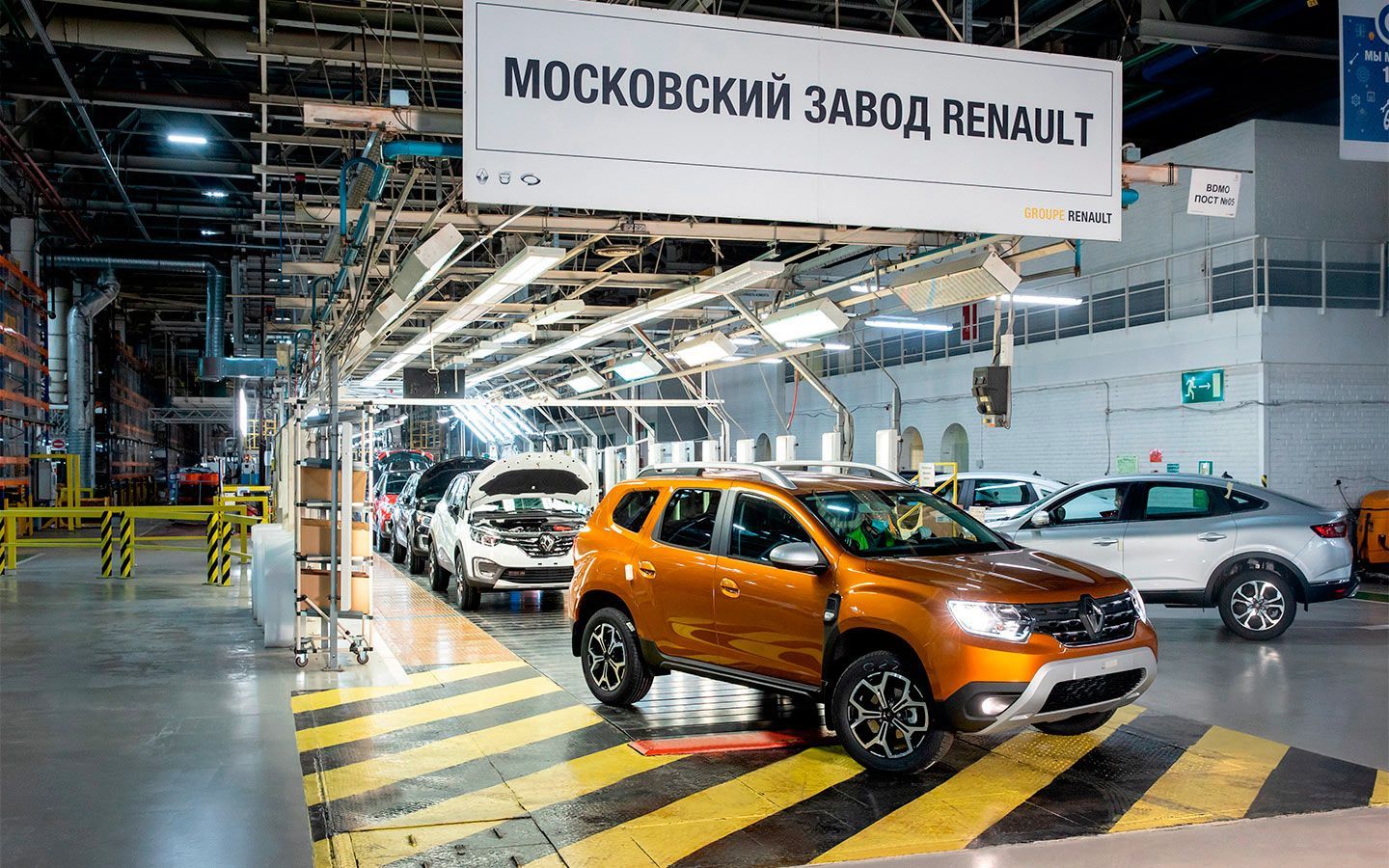 Россияне присвоили себе активы Renault и собираются снова выпускать "Москвича"