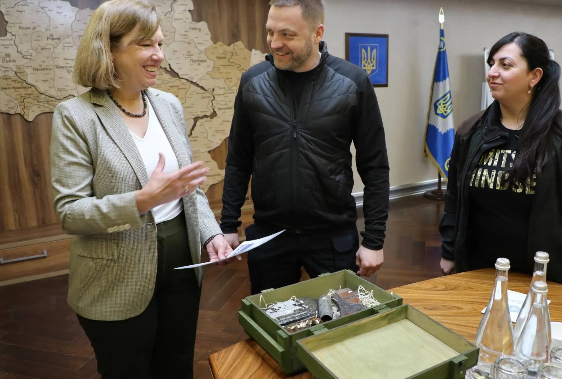 Кристина Квин США посольство киев Кристина Квин США посольство киев