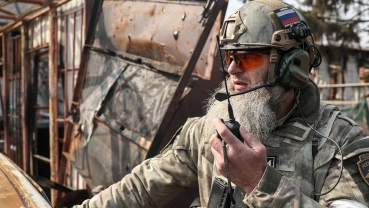 У Путина не хватило денег: российский бизнес оплачивает "работу" кадыровских банд в Украине У Путина не хватило денег: российский бизнес оплачивает "работу" кадыровских банд в Украине