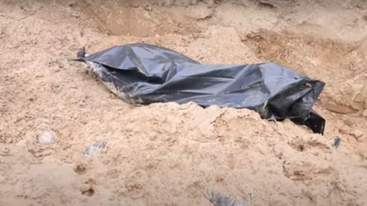Під Макаровим знайшли тіла розстріляних окупантами людей: серед них є чех