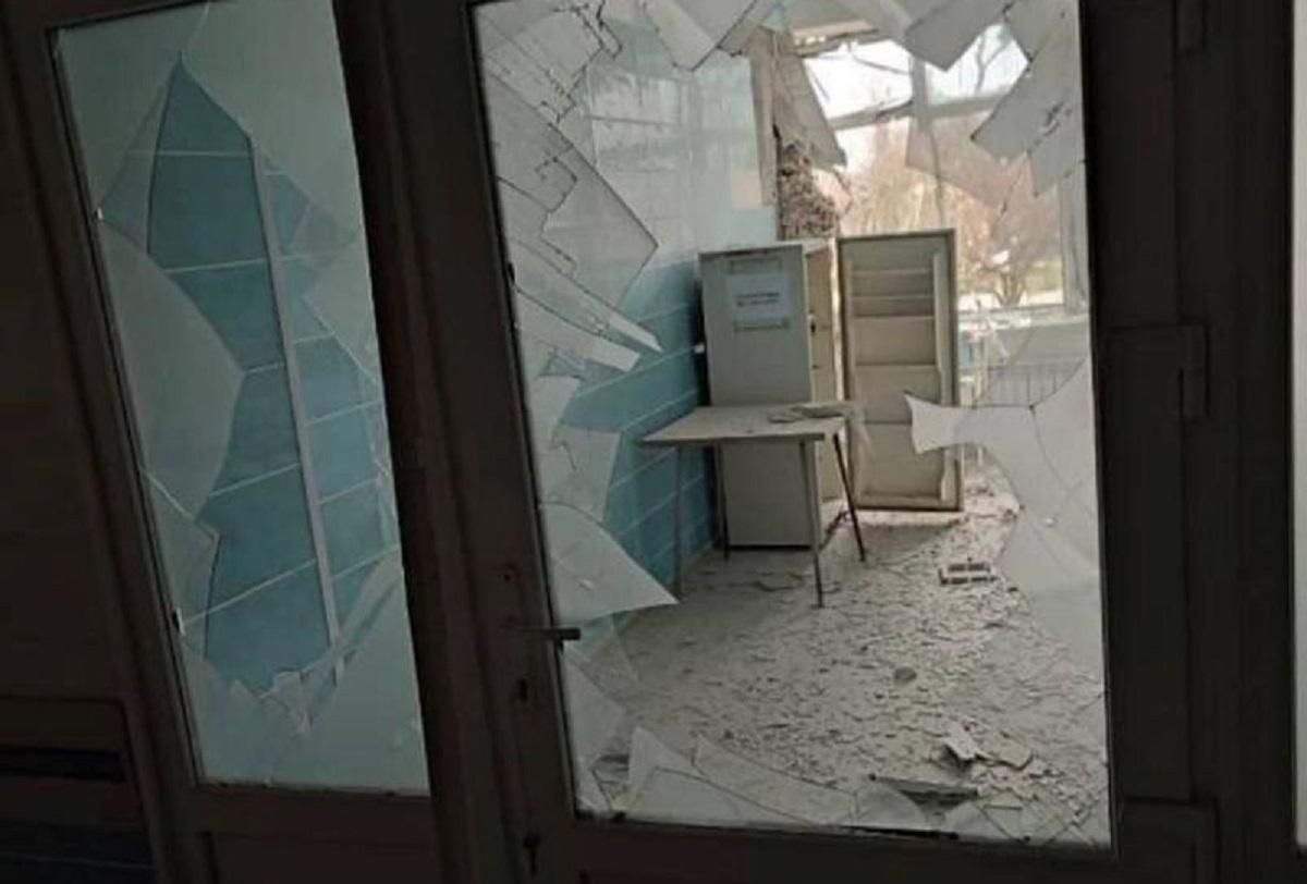 Війська Росії цілеспрямовано руйнують лікарні на Луганщині