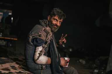 Эвакуация из "Азовстали": почему Украина согласилась на трудный выбор