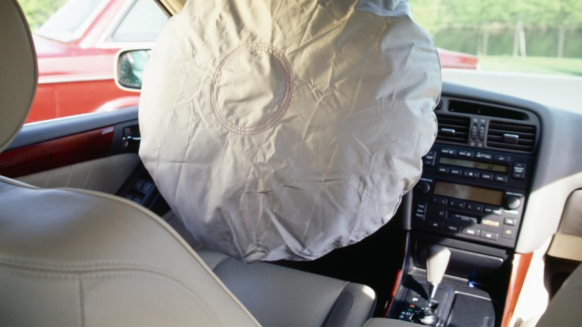 Счастливого пути в России разрешили выпуск автомобилей без подушек безопасности и систем ABS - Техно Счастливого пути в России разрешили выпуск автомобилей без подушек безопасности и систем ABS - Техно