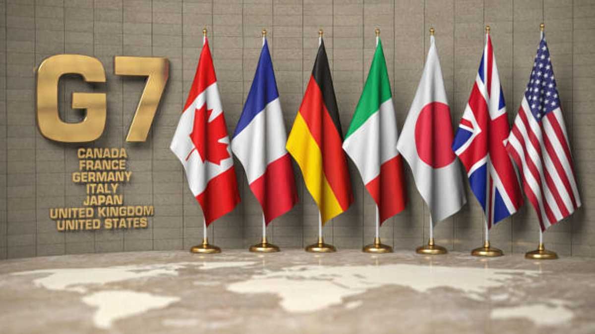 Министры финансов G7 готовят 15 миллиардов евро помощи Украине, – СМИ Министры финансов G7 готовят 15 миллиардов евро помощи Украине, – СМИ