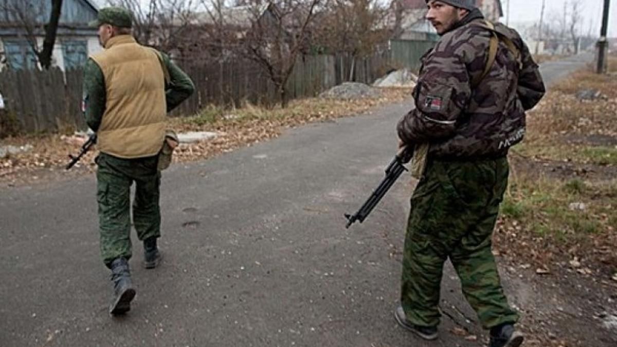Складають зброю і тікають додому  на Донеччині масово затримують "елітних" бойовиків - 24 Канал