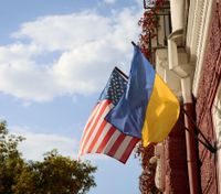 Пока в США не могут конфиксировать российское имущество в пользу Украины