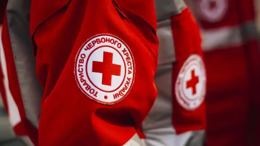 Червоний Хрест реєструє захисників Маріуполя, які виходять з "Азовсталі"