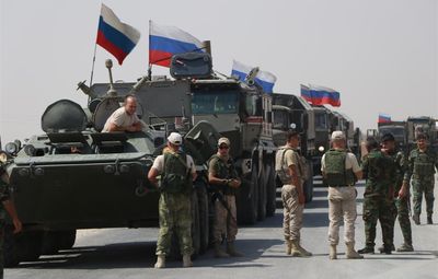 Російські військові готуються до загострення ситуації в Калінінграді й везуть сім'ї вглиб країни