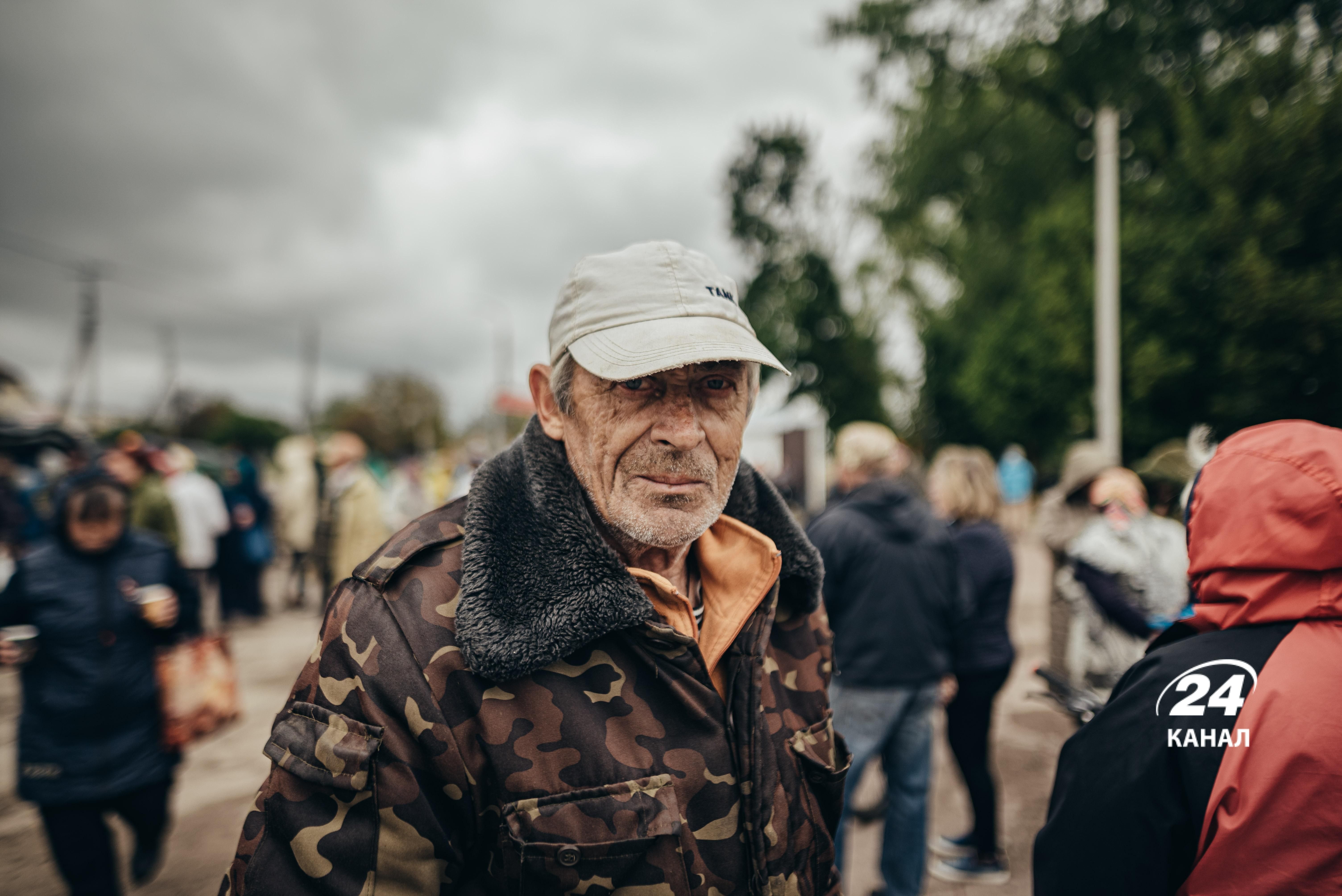 Погреби, підвали, гаражі та їжа від волонтерів: як живуть мешканці околиць Чернігова