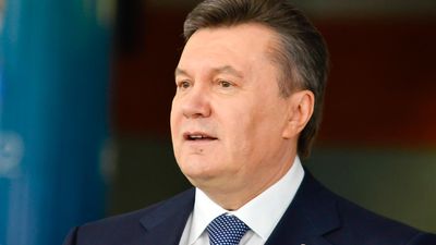 Втік сам і 20 людей перевів: суд дозволив арештувати Януковича, який у 2014 чкурнув у Росію