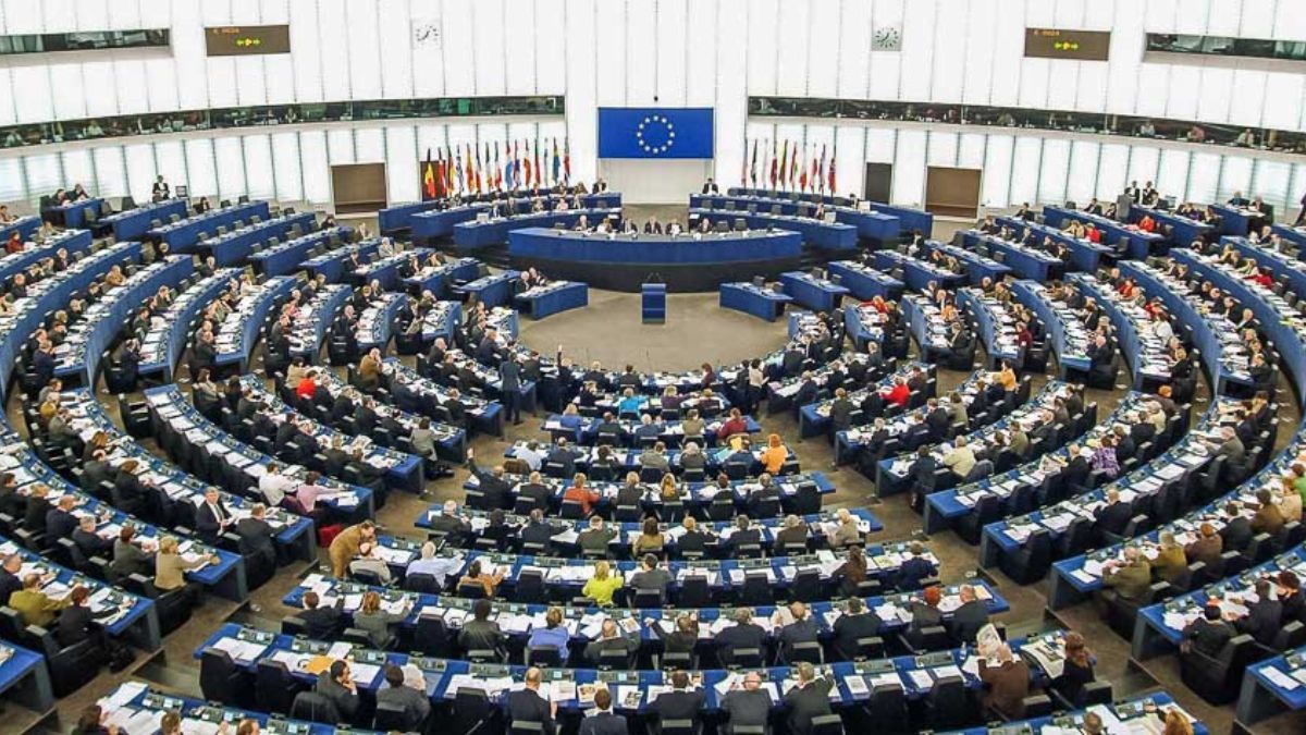 Европарламент поддержал создание трибунала для суда России за военные преступления