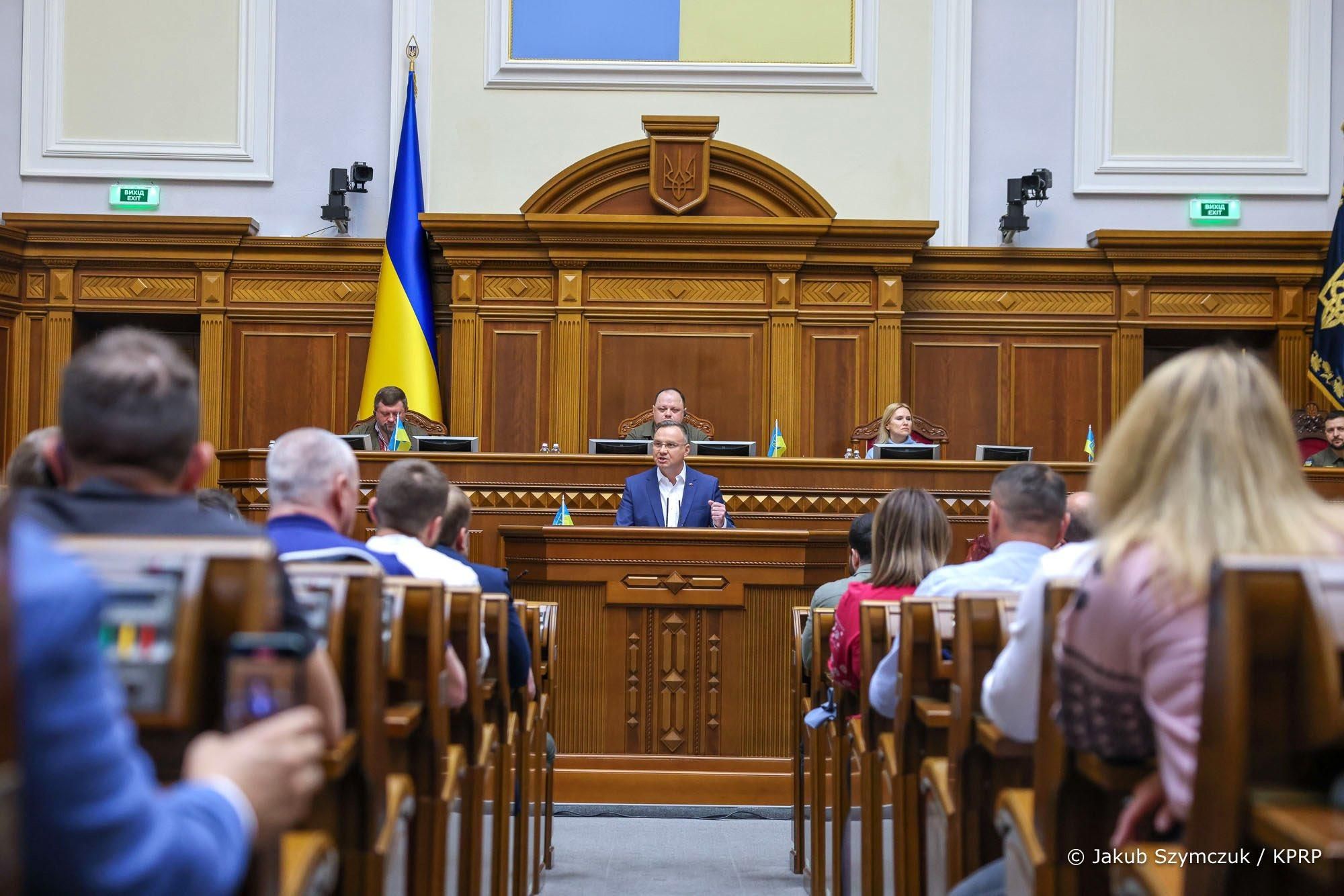 Ніхто не зможе порушити нашу єдність, – Дуда із потужною промовою виступив у Раді