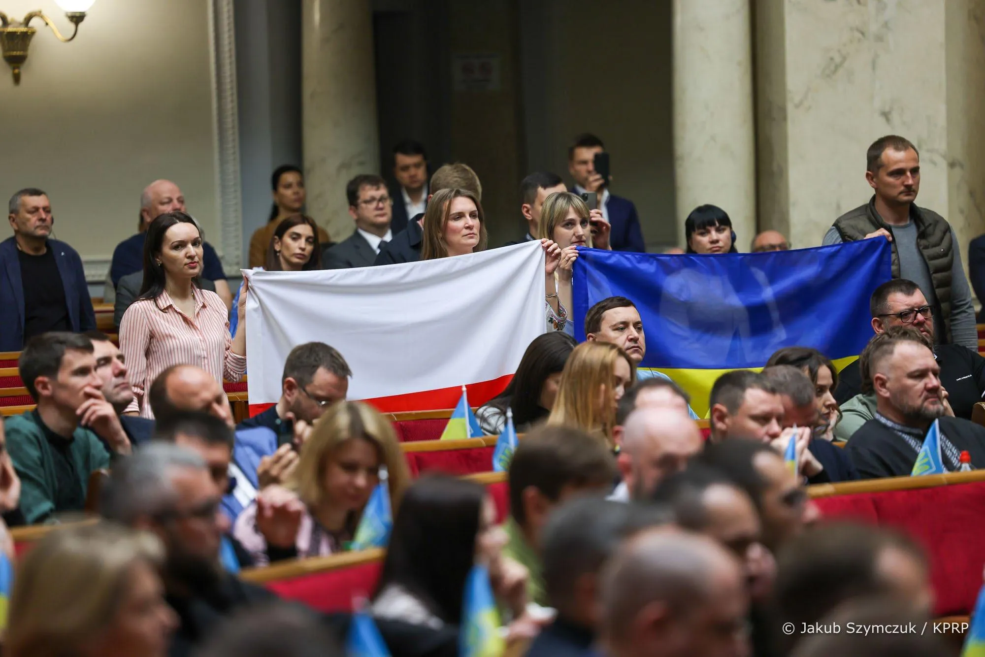 В Раді зустріли Дуду з прапорами України та Польщі