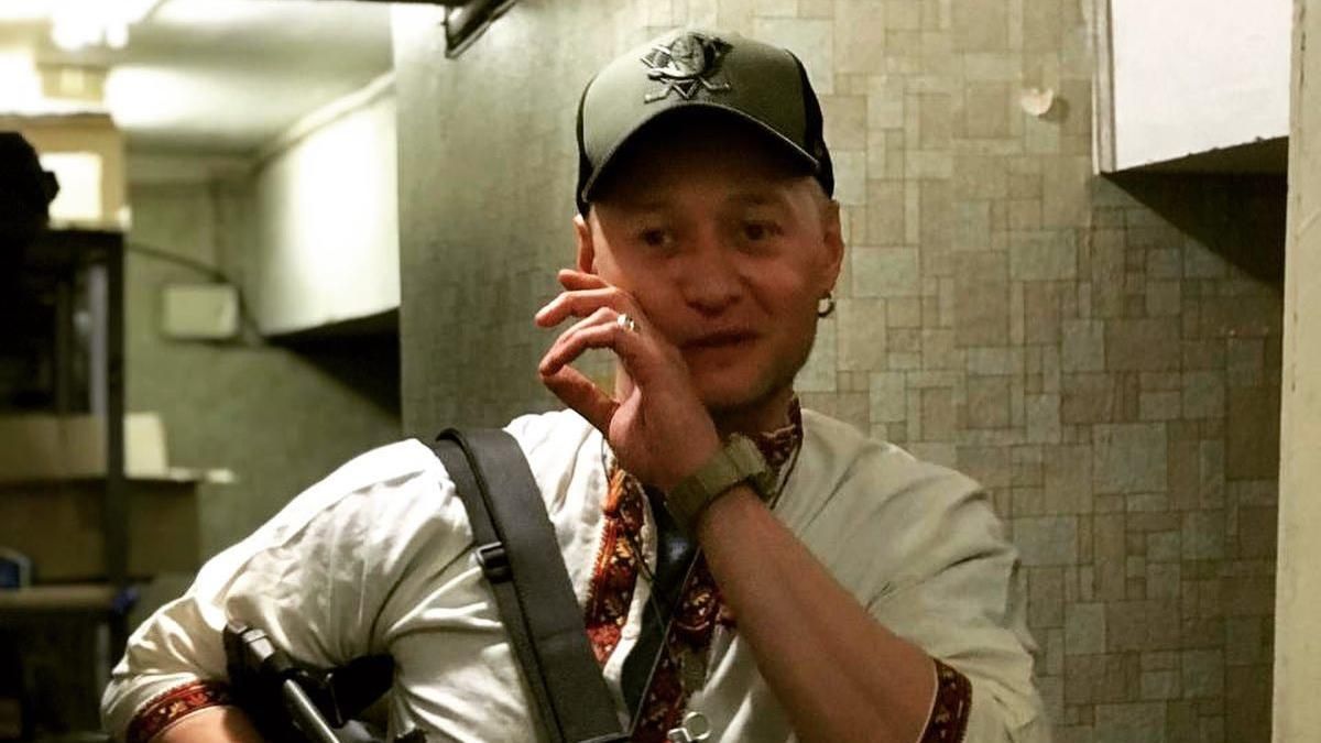"Выпьем, когда вернусь": лидер "Бумбокса" Андрей Хлывнюк поехал на Восток