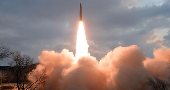КНДР запустила 3 балістичні ракети за кілька годин після від'їзду Байдена з Азії