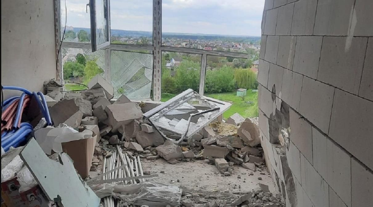 Обстріл будинку в Чернігові: прокуратура повідомила про підозру двом російським військовим