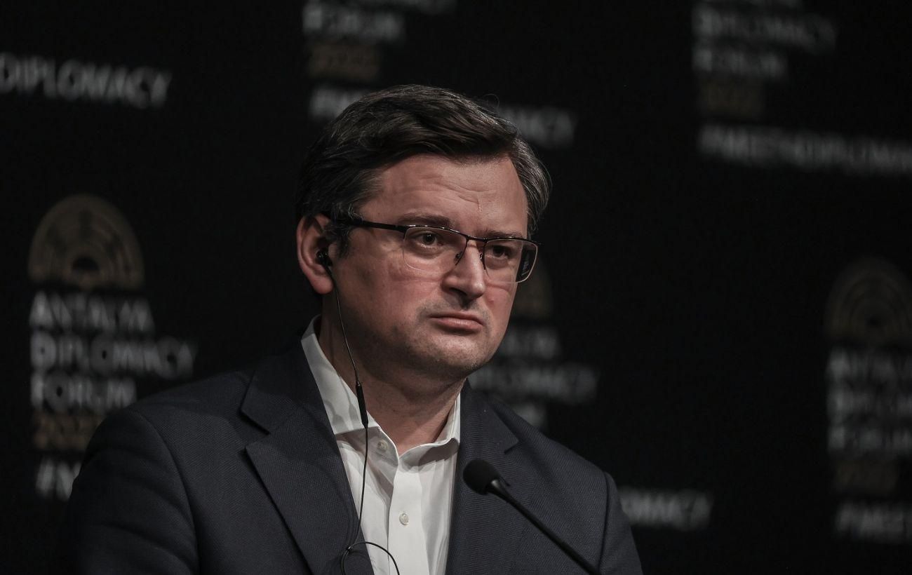 Много кто в НАТО потерял моральное право на комментарии касательно Украины, – Кулеба Много кто в НАТО потерял моральное право на комментарии касательно Украины, – Кулеба