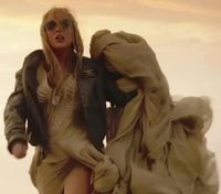 Леді Гага обрала для власного кліпу сукню від українського бренду Lever Couture