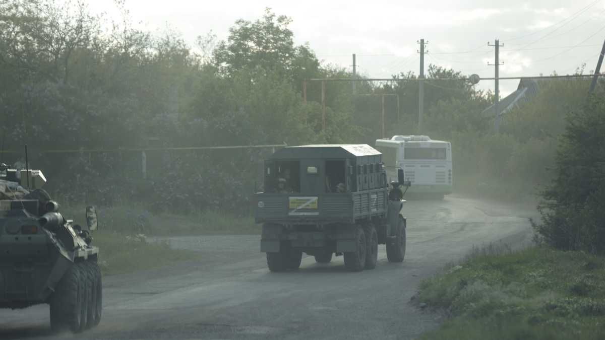 Росіяни розгорнули пункт управління на Каховській ГЕС: там може статись катастрофа Росіяни розгорнули пункт управління на Каховській ГЕС: там може статись катастрофа