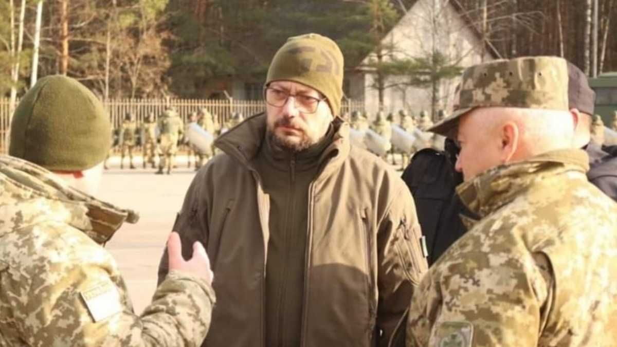 Чаус закликав не вірити фейкам росіян про евакуацію з Чернігова та області Чаус закликав не вірити фейкам росіян про евакуацію з Чернігова та області