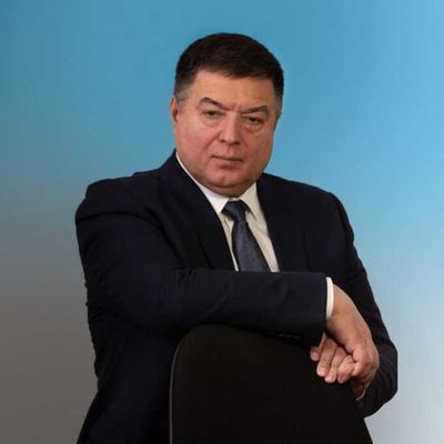 Скандального экс-главу КСУ Тупицкого объявили в международный розыск